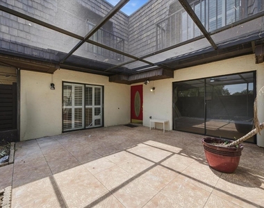 15338 E Pond Woods Drive - Photo Thumbnail 4