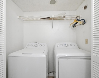 15338 E Pond Woods Drive - Photo Thumbnail 21