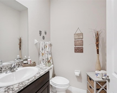 13055 Willow Grove Drive - Photo Thumbnail 4