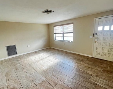 3433 Monticello Street - Photo Thumbnail 6