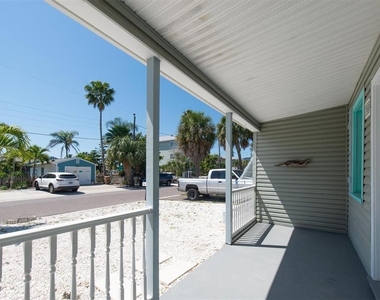 358 Boca Ciega Drive - Photo Thumbnail 18