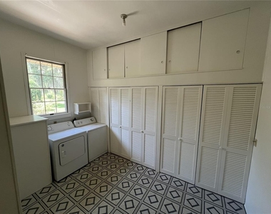 16902 Crawley Road - Photo Thumbnail 25