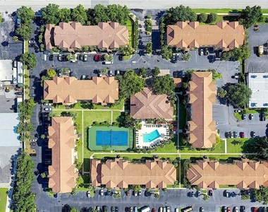 10764 70th Avenue - Photo Thumbnail 10