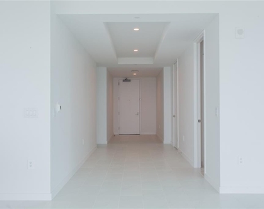 400 Central Avenue - Photo Thumbnail 5