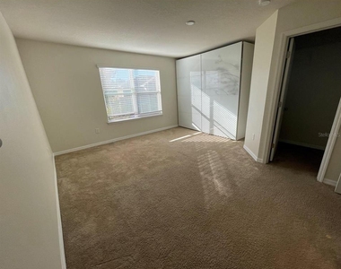 2119 Lennox Dale Lane - Photo Thumbnail 11
