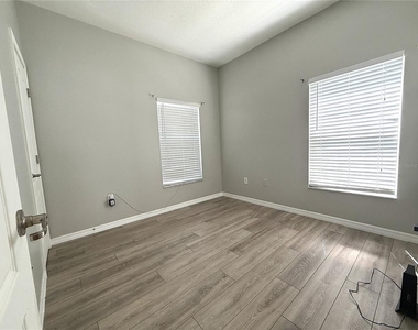 31203 Flannery Court - Photo Thumbnail 8