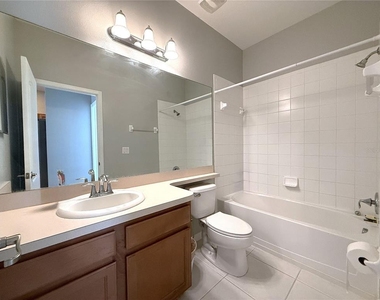 31203 Flannery Court - Photo Thumbnail 12