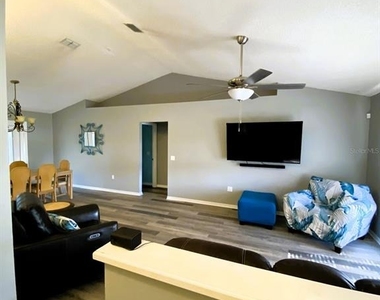 111 Lindale Street - Photo Thumbnail 1