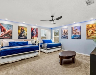 9128 Stromboli Court - Photo Thumbnail 12