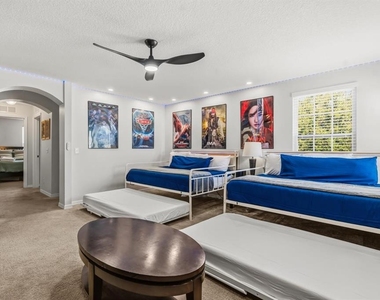 9128 Stromboli Court - Photo Thumbnail 38