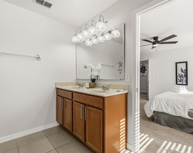 9128 Stromboli Court - Photo Thumbnail 17