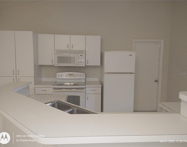 236 Rontunda Drive - Photo Thumbnail 8