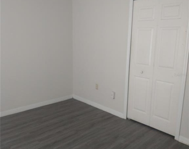 236 Rontunda Drive - Photo Thumbnail 20