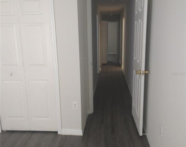 236 Rontunda Drive - Photo Thumbnail 14