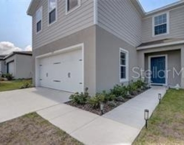 5317 Maddie Drive - Photo Thumbnail 2