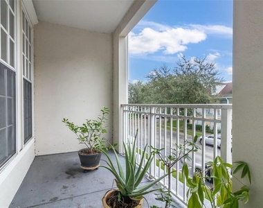 233 Goldenrain Drive - Photo Thumbnail 15