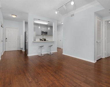 233 Goldenrain Drive - Photo Thumbnail 12