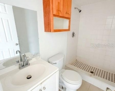 1135 Grove Street - Photo Thumbnail 5