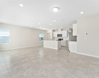 3633 Cambridge Brook Drive - Photo Thumbnail 8