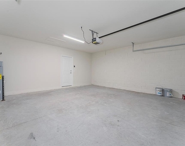 3633 Cambridge Brook Drive - Photo Thumbnail 23