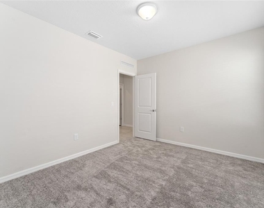 3633 Cambridge Brook Drive - Photo Thumbnail 15