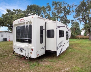 1030 W Lake Marion Road - Photo Thumbnail 12
