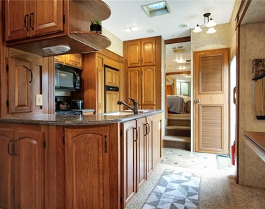 1030 W Lake Marion Road - Photo Thumbnail 17