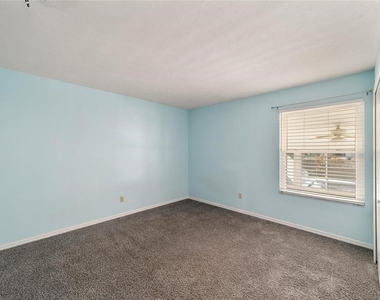 2700 Se 35th Street - Photo Thumbnail 7