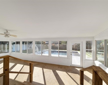 2700 Se 35th Street - Photo Thumbnail 14