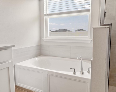 9324 Sw 58th Circle - Photo Thumbnail 28