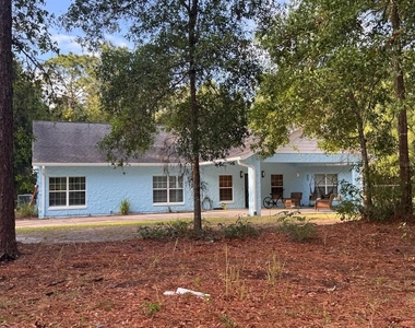 10625 Nw 14th Street - Photo Thumbnail 1