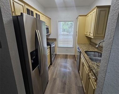 3561 Conroy Road - Photo Thumbnail 2