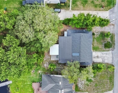 240 Maureen Drive - Photo Thumbnail 18