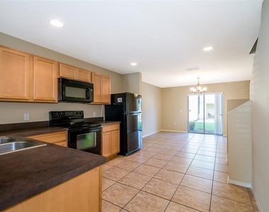 5087 Dominica Drive - Photo Thumbnail 7