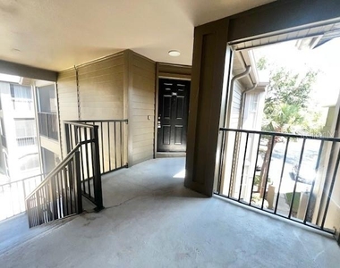 420 Summit Ridge Place - Photo Thumbnail 15