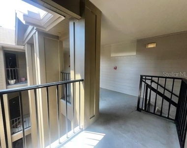 420 Summit Ridge Place - Photo Thumbnail 18