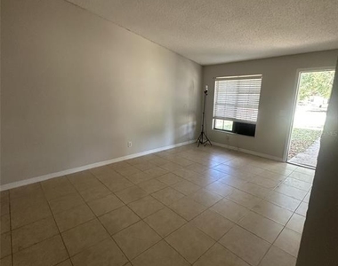 1704 Ridgewood Lane - Photo Thumbnail 2