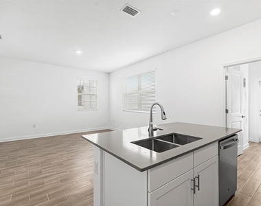 3053 Ella Way - Photo Thumbnail 14