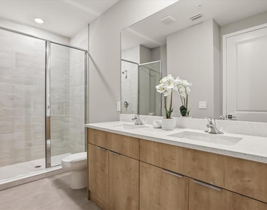 2316 E Concord Street - Photo Thumbnail 21