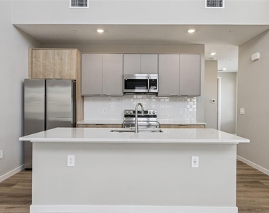 2316 E Concord Street - Photo Thumbnail 12