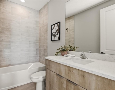 2316 E Concord Street - Photo Thumbnail 4
