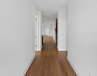 2926 Sailhouse Drive - Photo Thumbnail 1