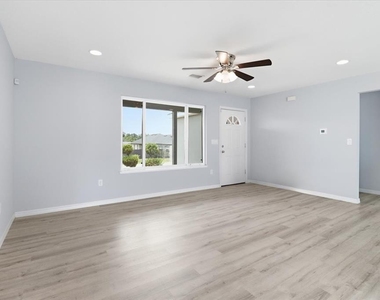 2584 Sw 154th Lane - Photo Thumbnail 7