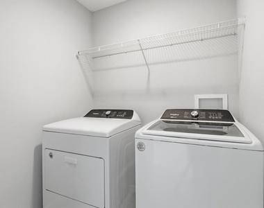2584 Sw 154th Lane - Photo Thumbnail 14