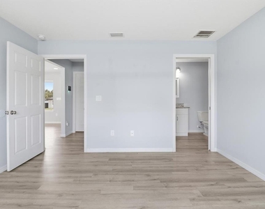 2584 Sw 154th Lane - Photo Thumbnail 16