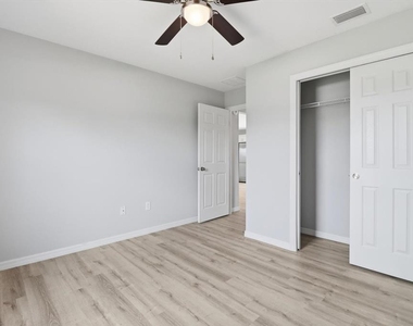 2584 Sw 154th Lane - Photo Thumbnail 23