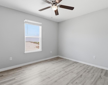 2584 Sw 154th Lane - Photo Thumbnail 20