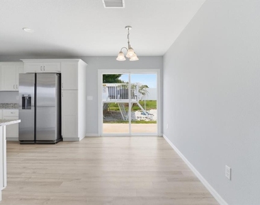 2584 Sw 154th Lane - Photo Thumbnail 9