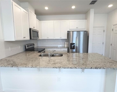 2327 Garden Belle Drive - Photo Thumbnail 3