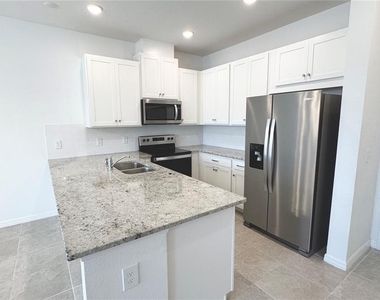 2327 Garden Belle Drive - Photo Thumbnail 4